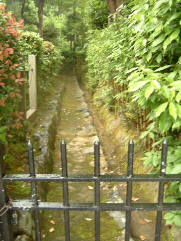 ���s�E���R