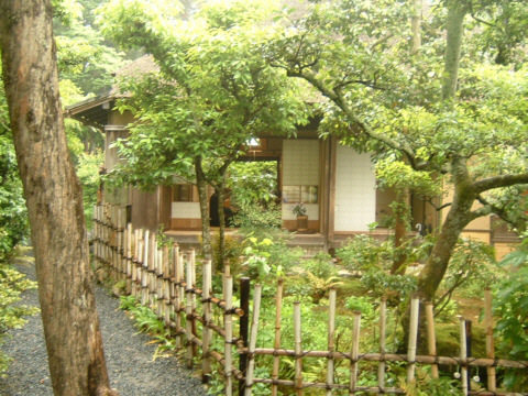 ���s�E���R