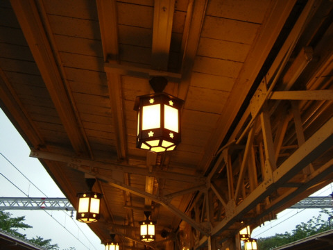 ���s�E���R